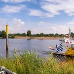 Готель Zum Kuhhirten Бремен
