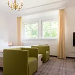 Zum Kuhhirten Готель 3*