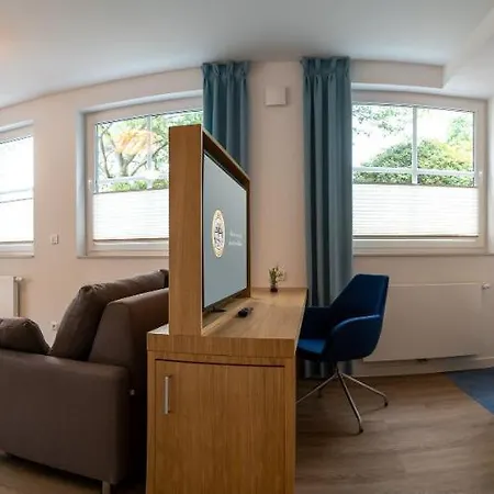 Hotel Zum Kuhhirten 3*