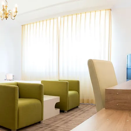 Zum Kuhhirten מלון