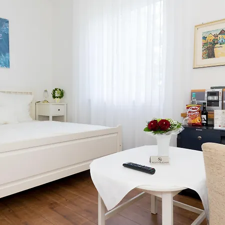 מלון Zum Kuhhirten