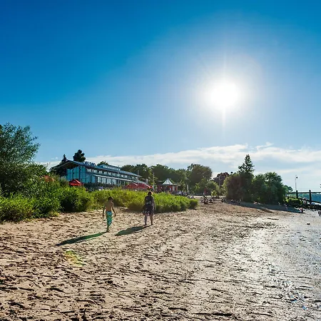 Zum Kuhhirten מלון 3*