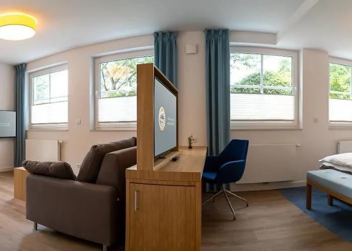 Hotel Zum Kuhhirten 3*