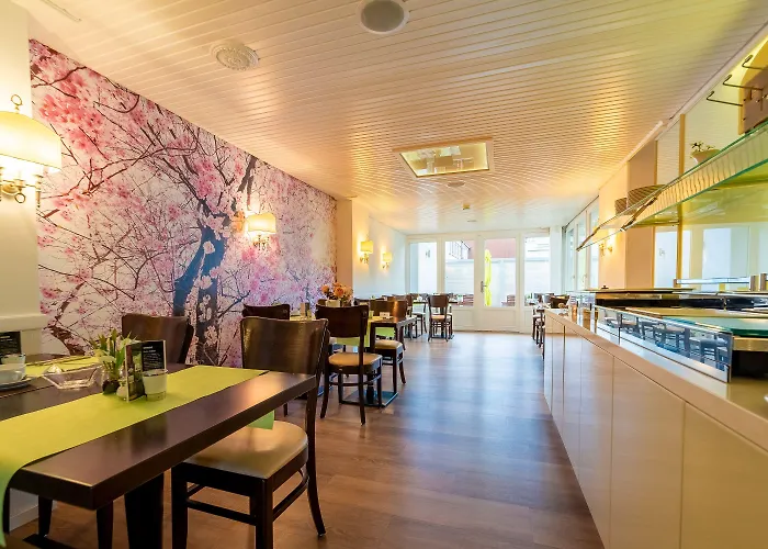 Zum Kuhhirten Hotel 3*